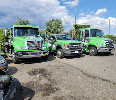 Rhinos Wrecker Service - Total Towing & Auto Service Company