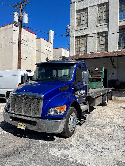 Riccardos Towing & Recovery