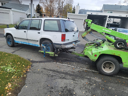 Tiny’s Towing